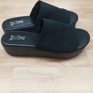 Womens Y2K black chunky platform slip on Sandals black size 9